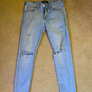 Men’s Pacsun Light-wash Ripped Skinny Jeans 28” x 30”